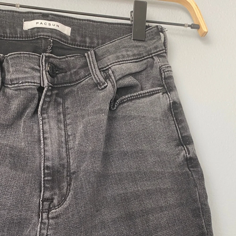 PacSun Charcoal Skinny Jeans for Women - Picture 3 of 7